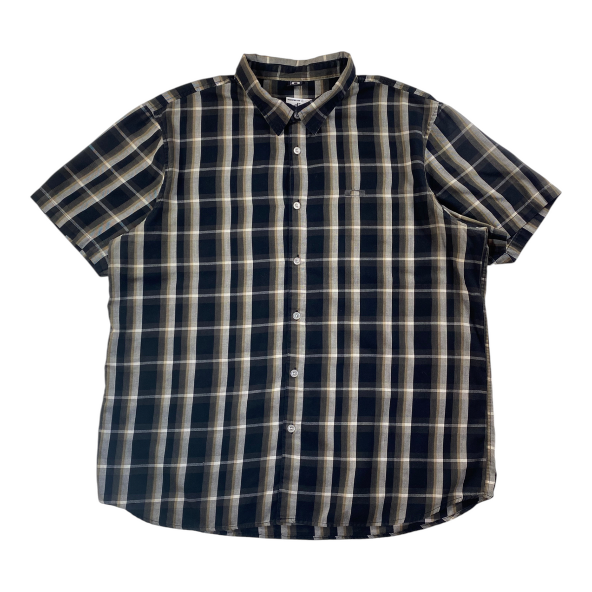 Digg It Thrift & Vintage Oakley plaid short sleeve button down shirt in navy and tan, size 2XL fitting like an XL