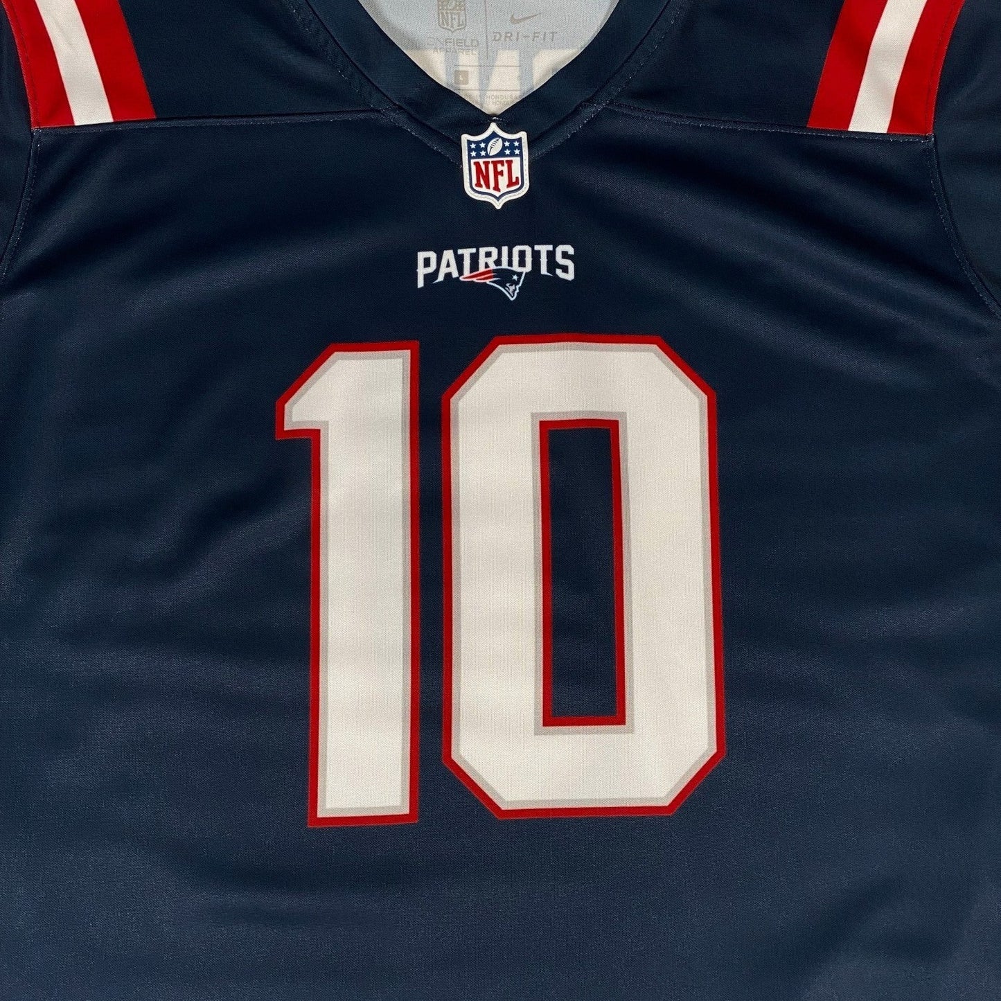 Digg It Thrift & Vintage New England Patriots Mac Jones jersey in navy blue with red and white details