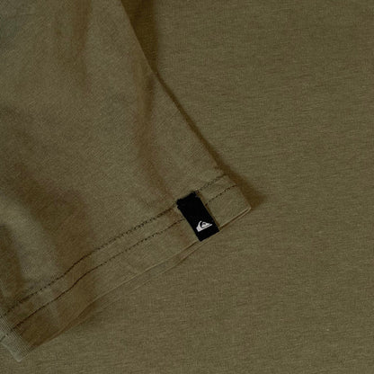 Digg It Thrift & Vintage olive green Quiksilver t-shirt sleeve with branded logo tab