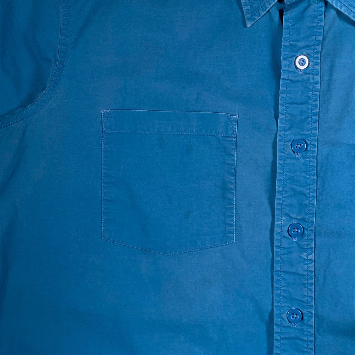 Digg It Thrift & Vintage royal blue Carhartt short sleeve work shirt with a chest pocket and button-down front