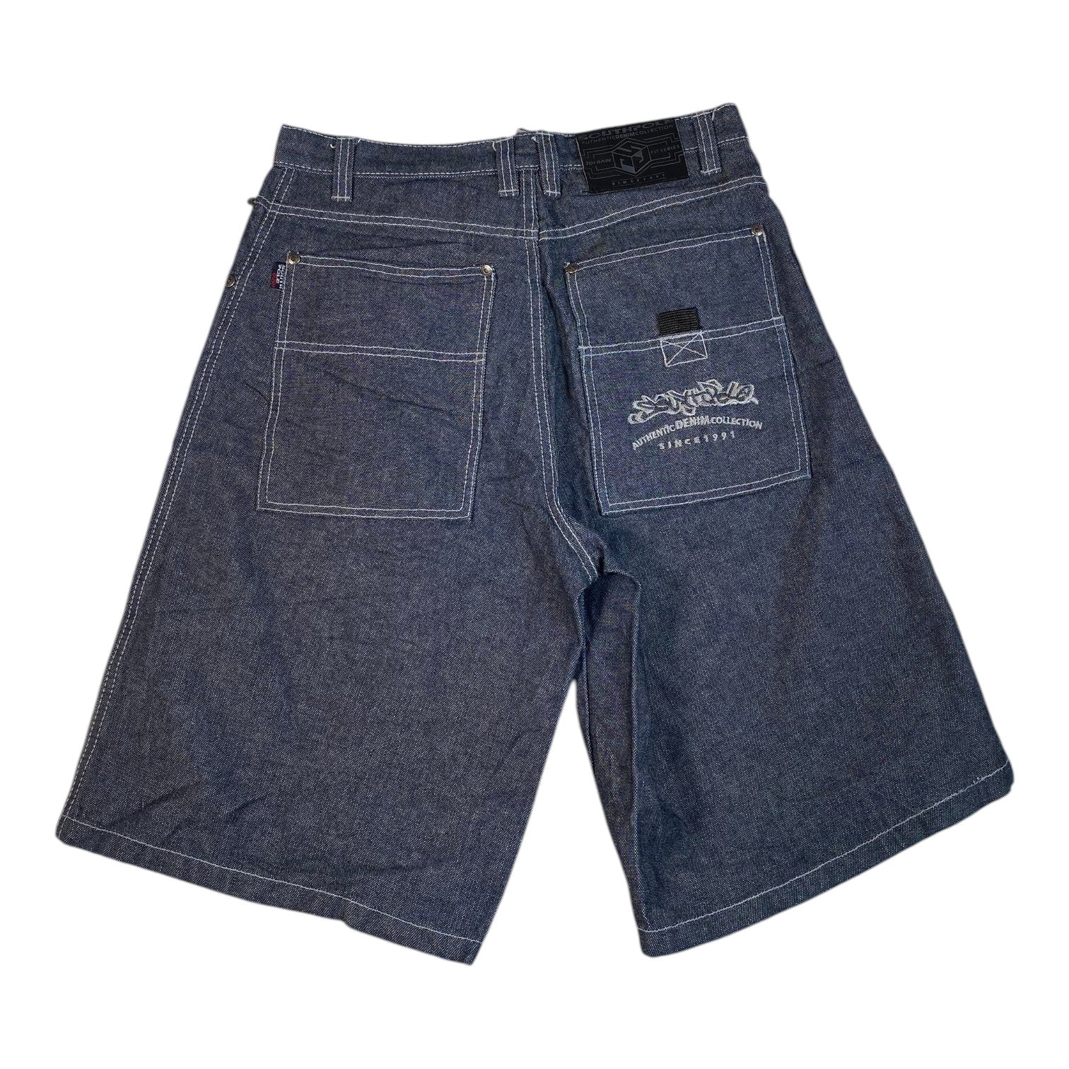 Digg It Thrift & Vintage Southpole baggy denim jorts in dark wash with white contrast stitching and back pocket detail