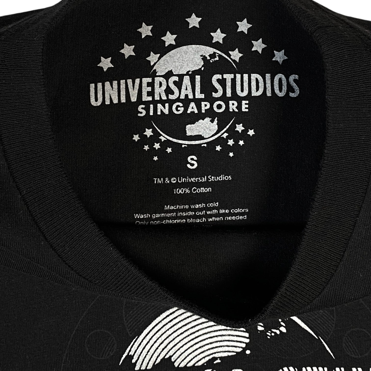 Digg It Thrift & Vintage black cotton Universal Studios Singapore t-shirt with silver globe logo neck label